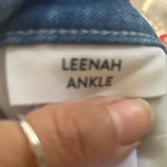 PAIGE Flare & Wide Leg Jeans in Blue Leenah Ankle - Picture 4 of 9